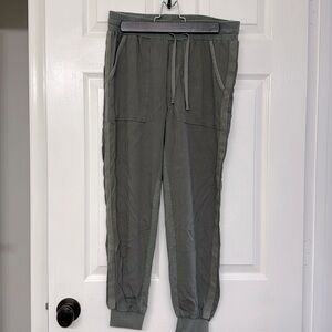 Women’s Splendid Olive/Khaki Joggers (Small)